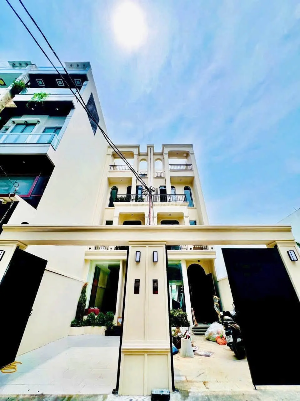 Nhà phố Thạnh Xuân 22 – ngang 4m dài 26m – thang máy, đường 8m – chỉ 8,589 tỷ