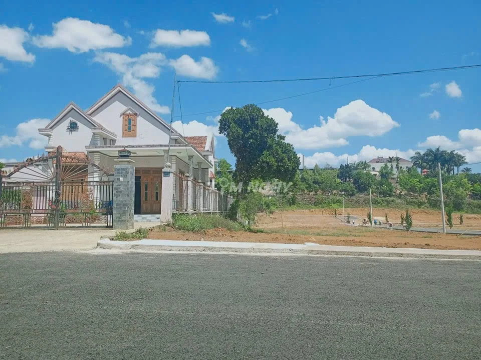 Cần tiền tôi bán cắt lỗ 100 triệu mảnh đất 1.200m2, 200m2 thổ cư lên được