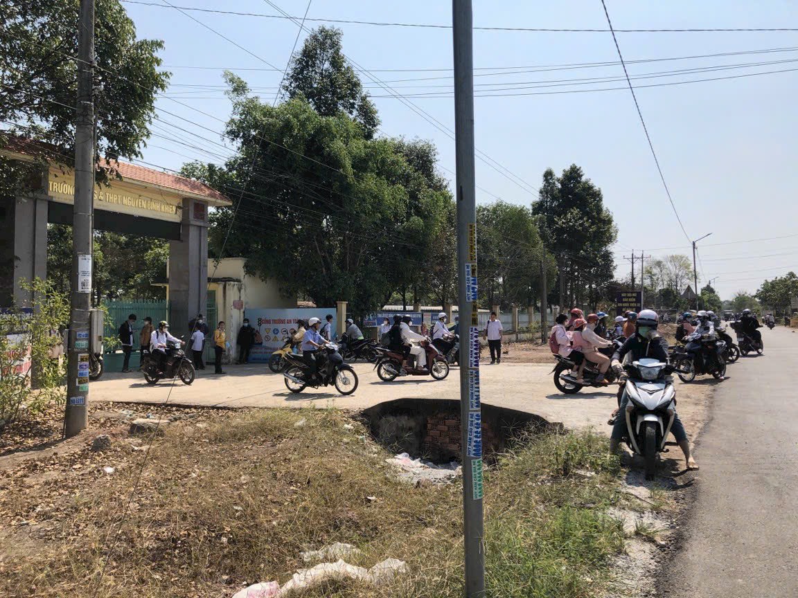 Chính chủ kẹt tiền bán đất 3.600m2, đất mặt mặt tiền dân đông