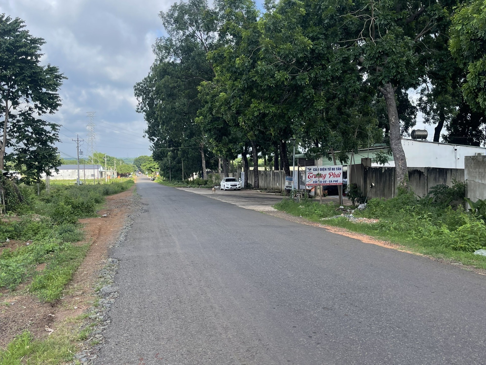 Bán đất Bình Phước 2 lô 2.000m2 ngang 32m gần chợ, dân đông