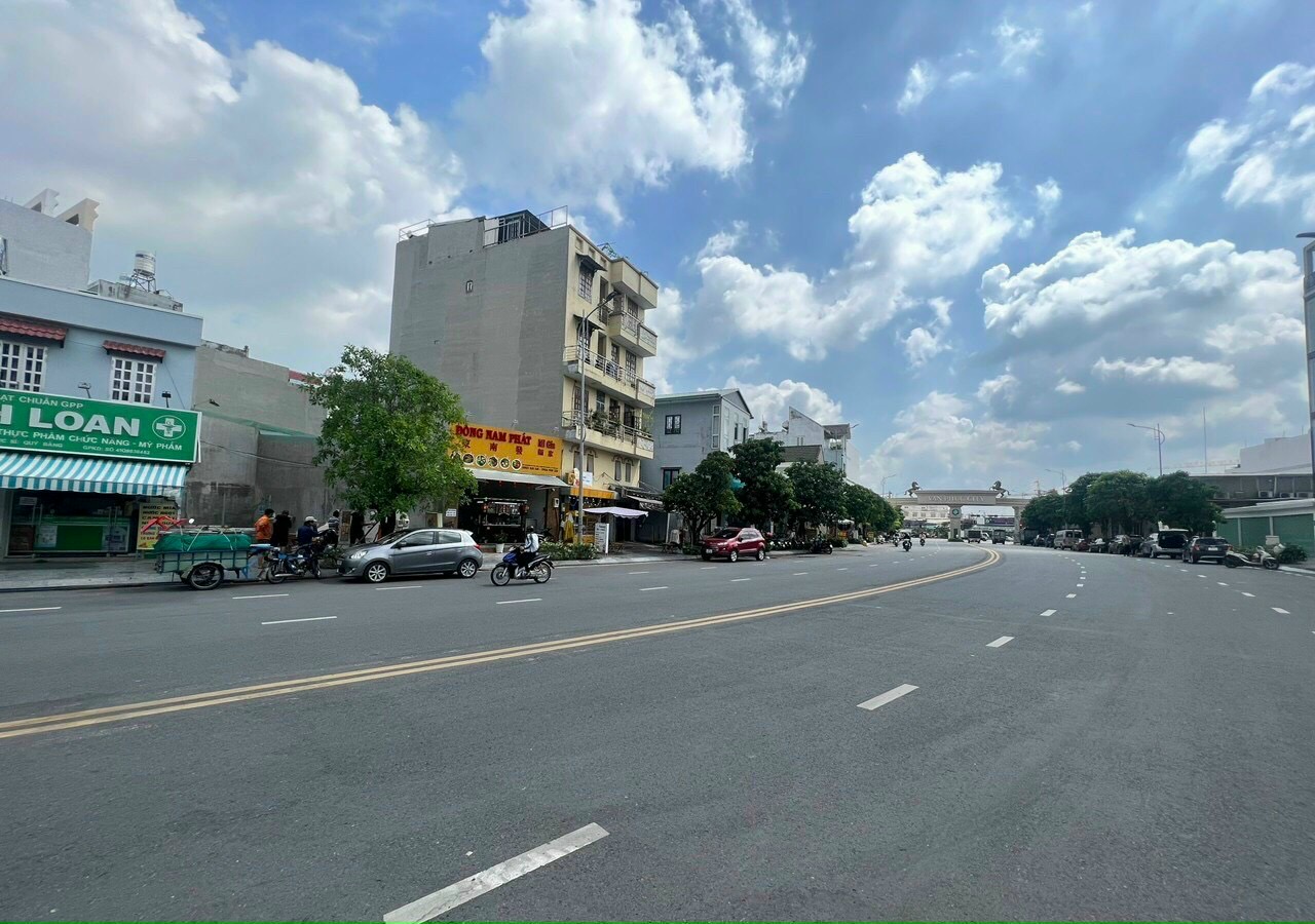 Bán đất mặt tiền đường Đinh Thị Thi, Phường Hiệp Bình Phước, Thủ Đức