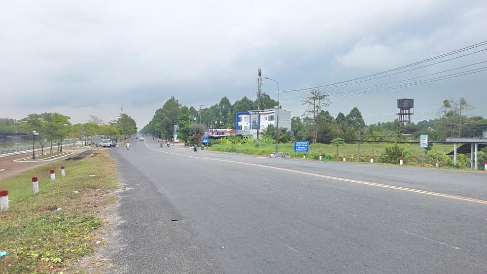 Chính chủ sang 4.500m2 đất có hơn 200m2 thổ cư giá đầu tư tốt