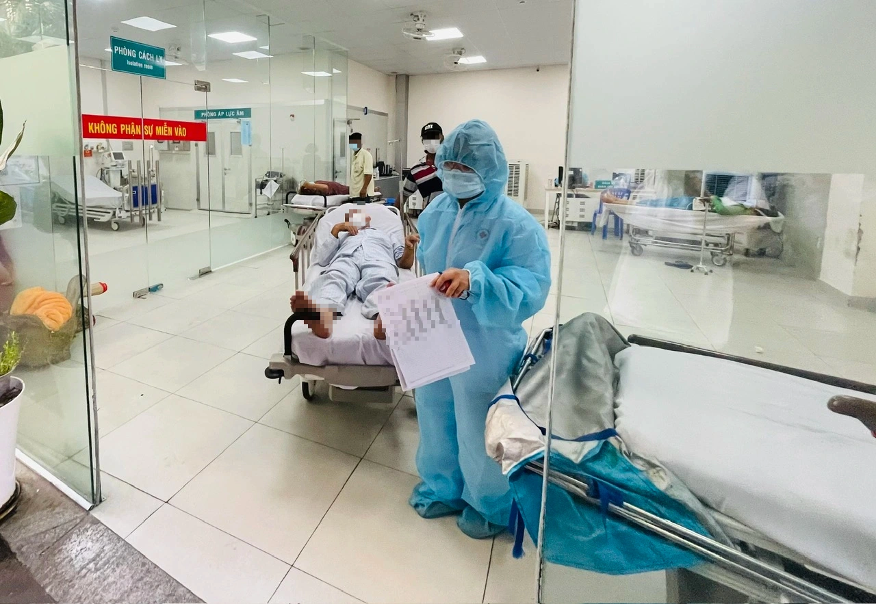 Số ca mắc Covid-19 tại TP.HCM tăng, ghi nhận ca bệnh nặng