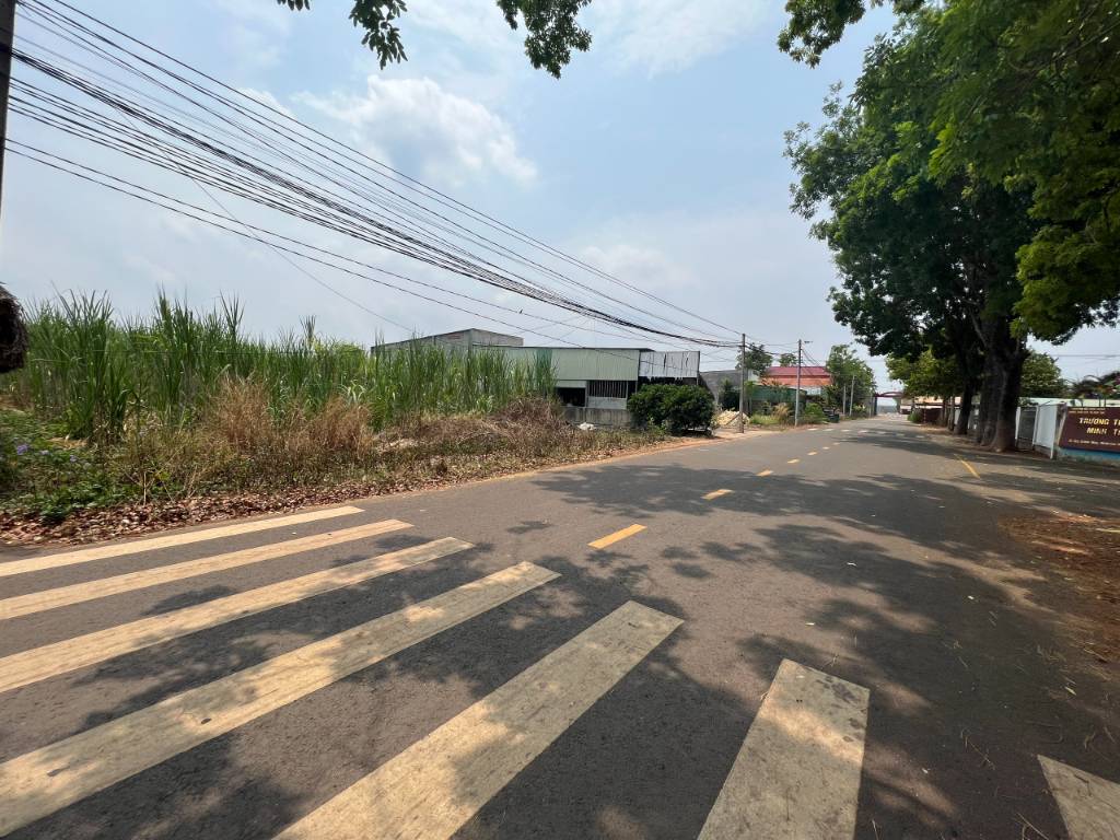 Đất Chơn Thành thổ cư, dân đông giá 260tr, sổ sẵn
