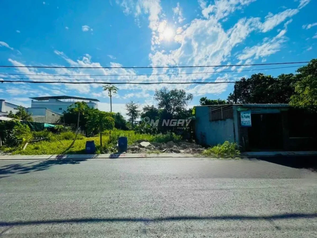 Đất ở Bình Phước 2.500m2, sổ riêng, đường ô tô