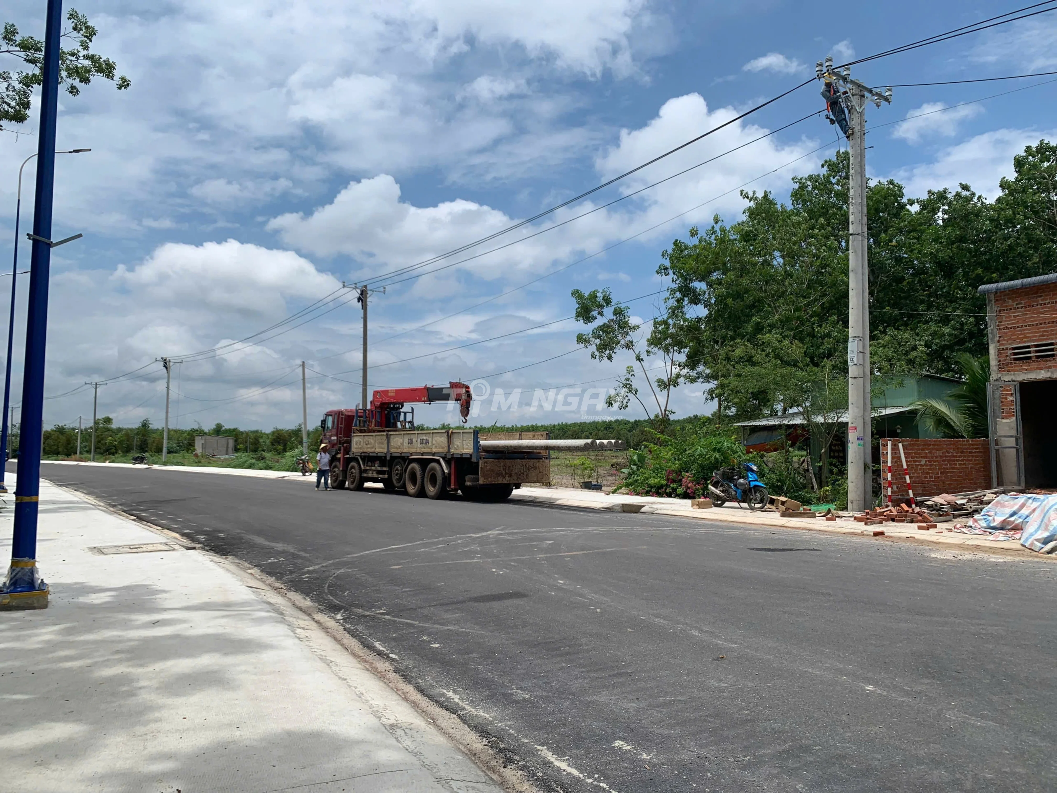 Cần bán đất Minh Thạnh Dầu Tiếng Bình Dương, mặt tiền đường