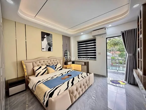 Nhà mặt tiền Trung Mỹ Tây 03 – thang máy – 5 tầng sử dụng – phù hợp văn phòng công ty – 10,18 tỷ